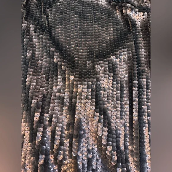 🆕 Express Copper Sequin Mini Dress. Size XS. NWT. 🤎 - Picture 9 of 16